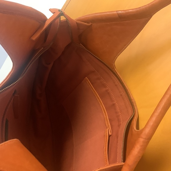 **SOLD** ANTHROPOLOGIE Julien Leather Tote - Picture 11 of 14